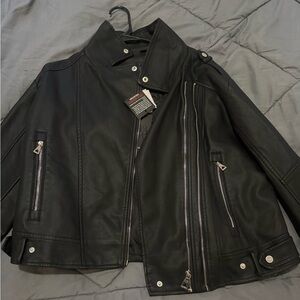 Women’s Leather Jacket